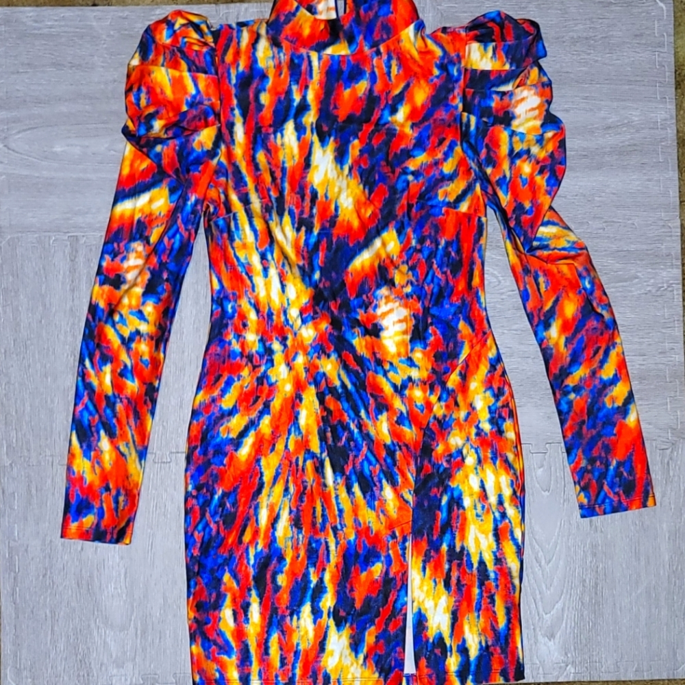 Multicolored large dress